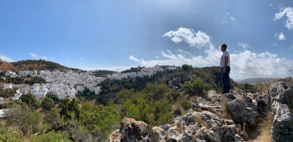 CASARES 3
