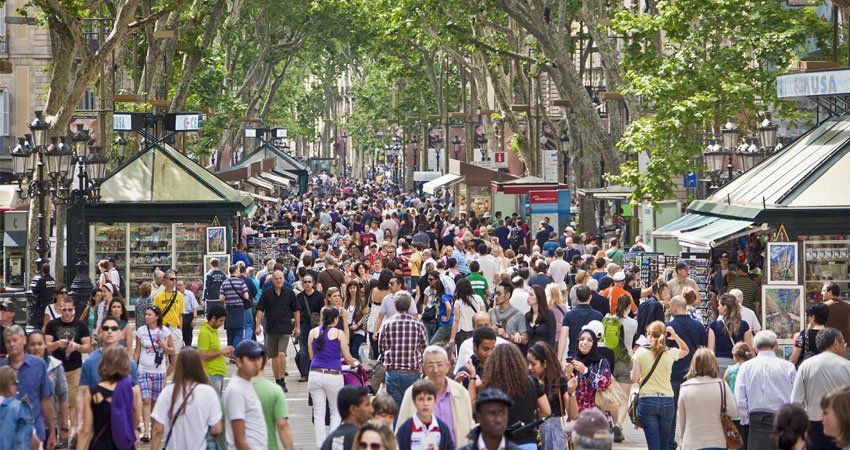 las ramblas barcelona turismo masivo 45109