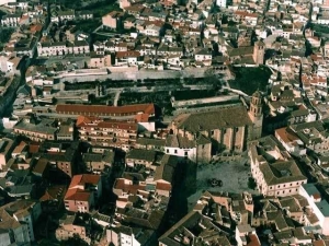 BAZA: CONVIVENCIA PERFECTA ENTRE MODERNIDAD Y LA PROTECCIÓN DE SU PATRIMONIO HISTÓRICO Y NATURAL.
