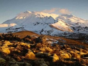TIERRA DE HIELO Y FUEGO