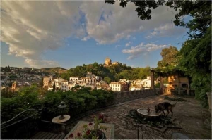 UNA CASA CON VISTAS