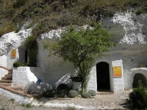 MUSEO CUEVAS DEL SACROMONTE